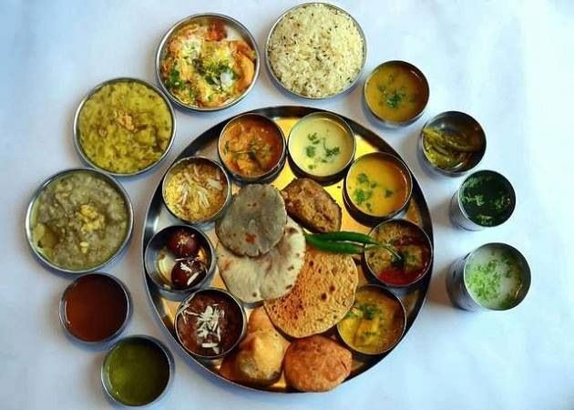 Varieties Of Scrumptious Indian Food Thali